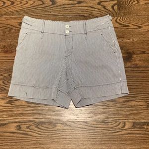 Madison Womens Black/White Striped Double Button Shorts, Size 12, blemished